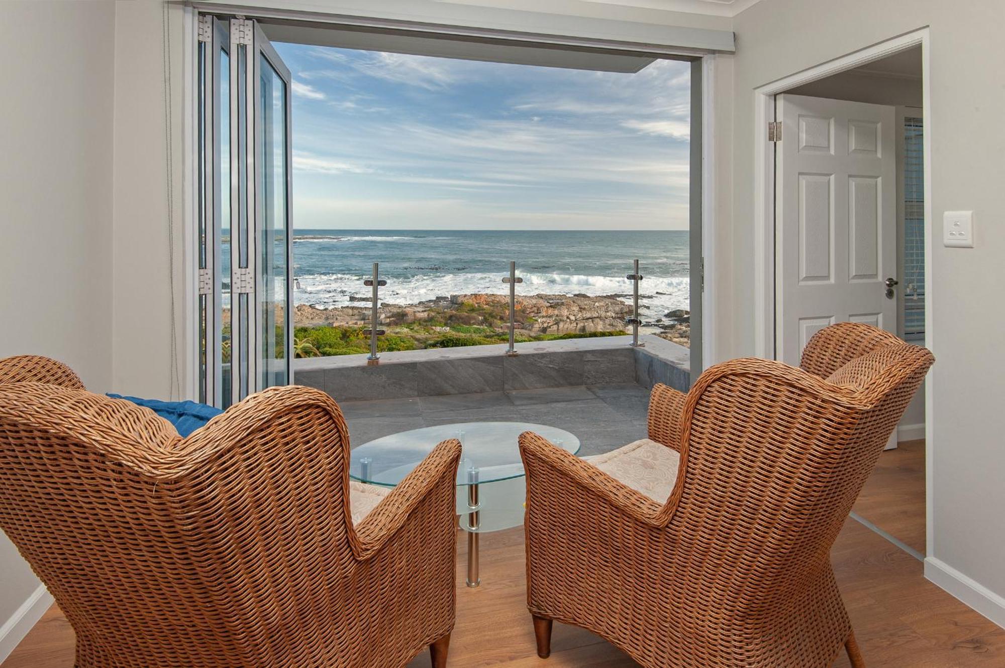 Absolute Ocean Boutique Guesthouse Hermanus Eksteriør billede